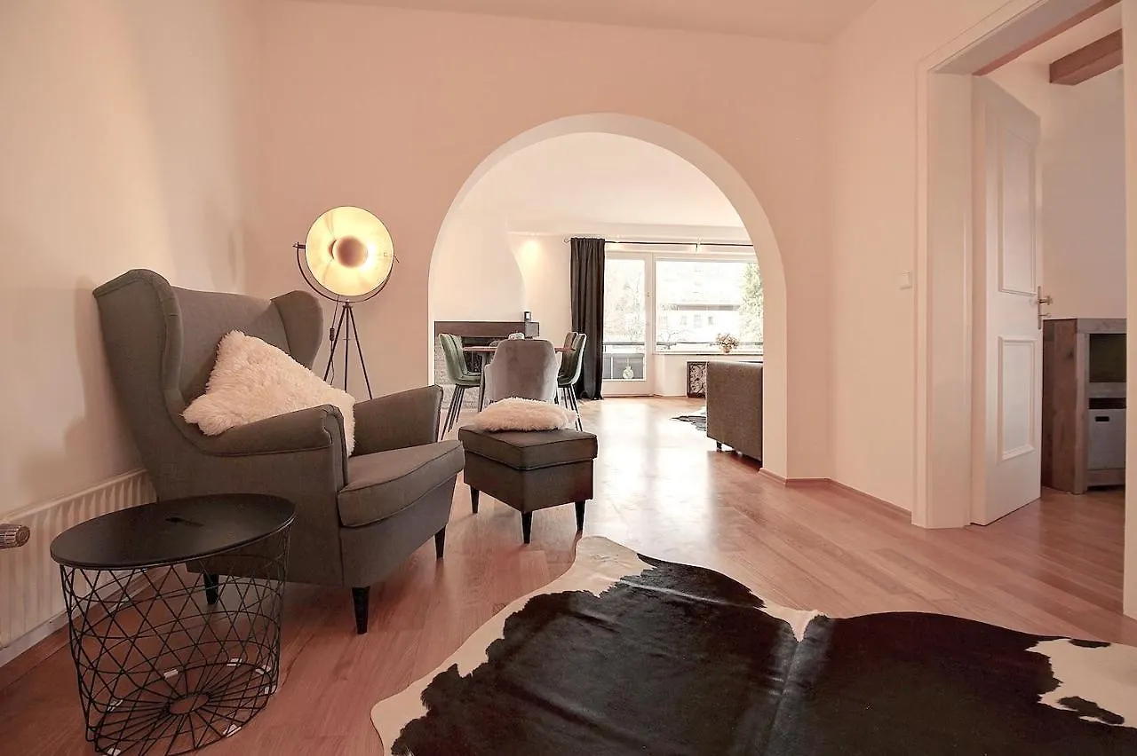 Ferienwohnung Alpenjuwel Garmisch-Partenkirchen Apartment