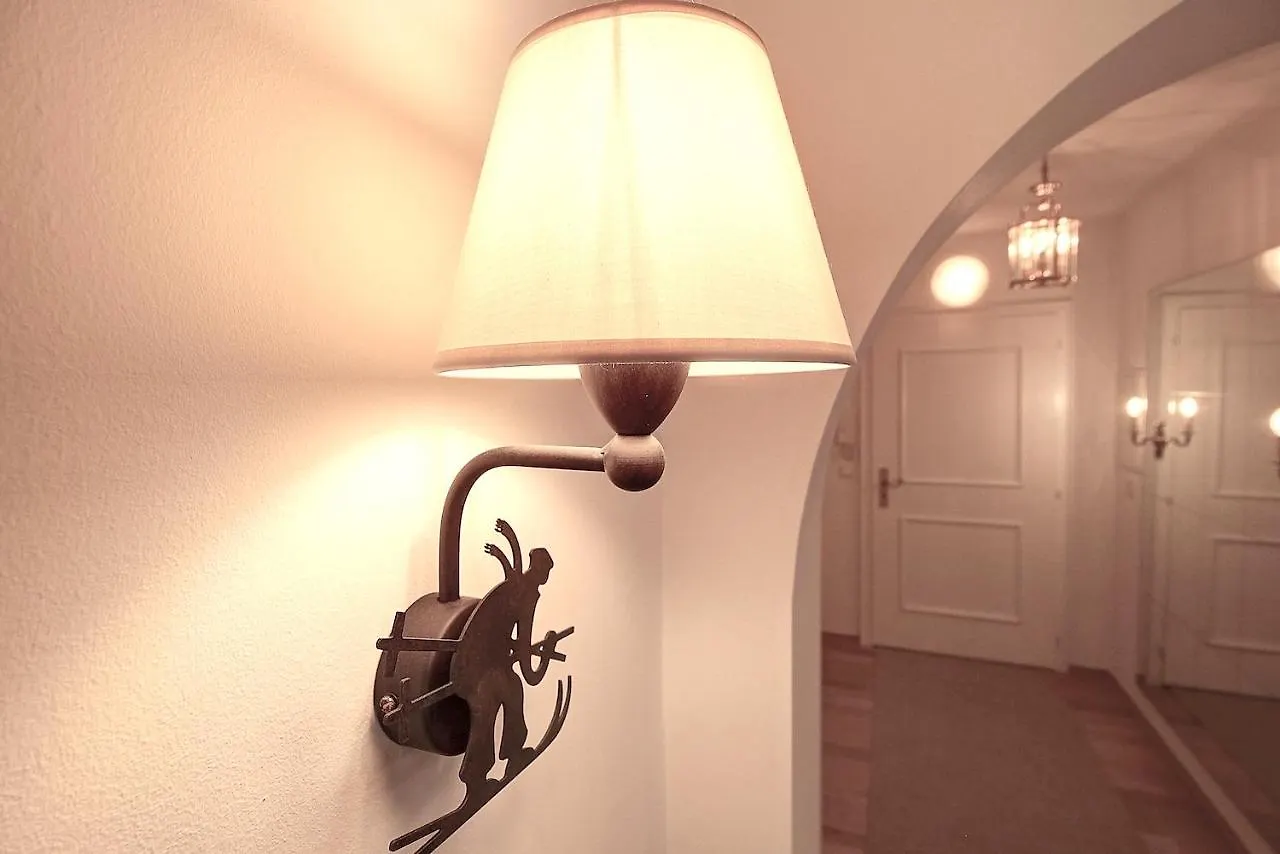 Apartment Ferienwohnung Alpenjuwel Garmisch-Partenkirchen