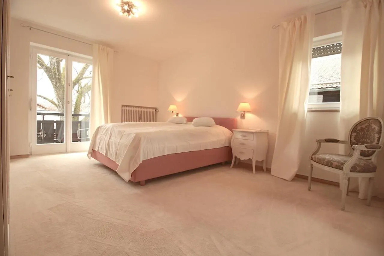 Apartment Ferienwohnung Alpenjuwel Garmisch-Partenkirchen