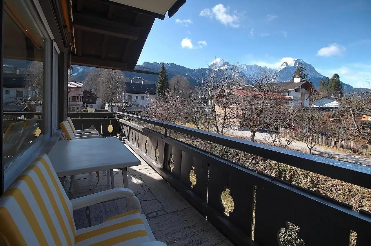 Ferienwohnung Alpenjuwel Garmisch-Partenkirchen Apartment